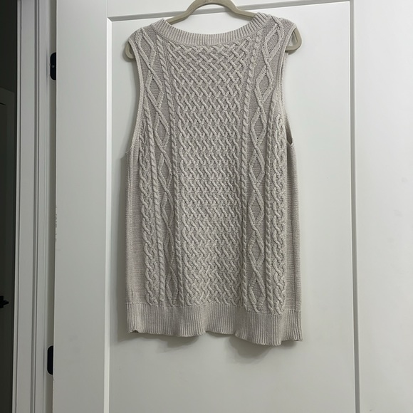 Long sweater vest - Picture 2 of 3